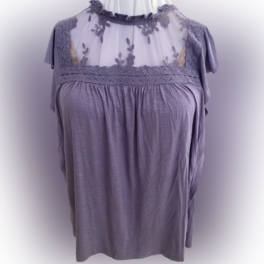 Torrid Lace Inset Top Size 1